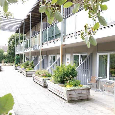 Lygnerns Pensionat Och Konferens Hotel Satila Exterior photo